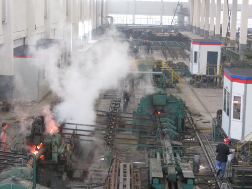 淮南无缝钢管厂家生产车间